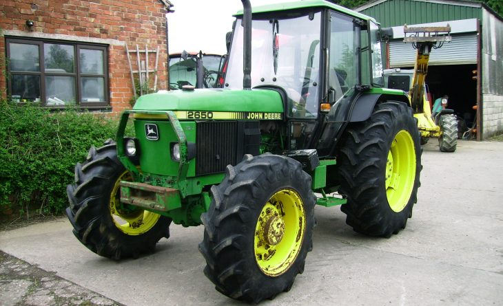 JD 2650 4 WD MC1 J114 VAX 2