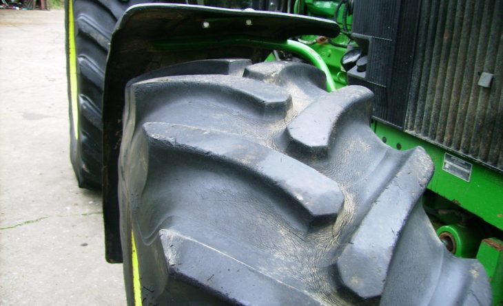 JD 3650 SG2 AC N STEPS L942 FJO 20