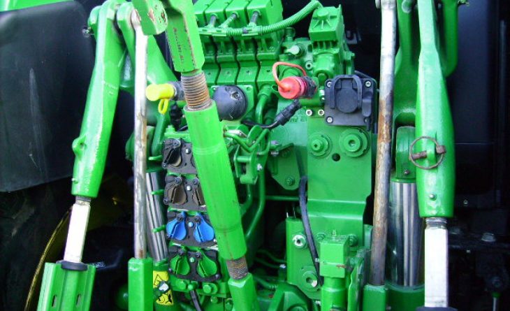 JD 6155 R 4 WD AQ 50 K DF19 RZU 17