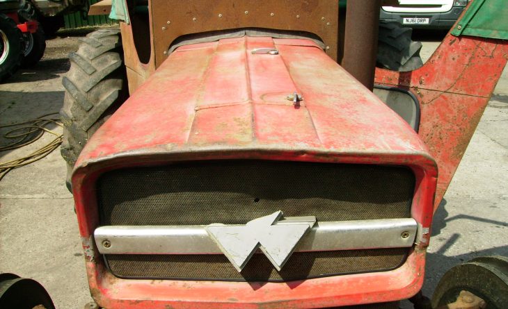 MF 135 2 WD LAMBORN HUX396 E 13