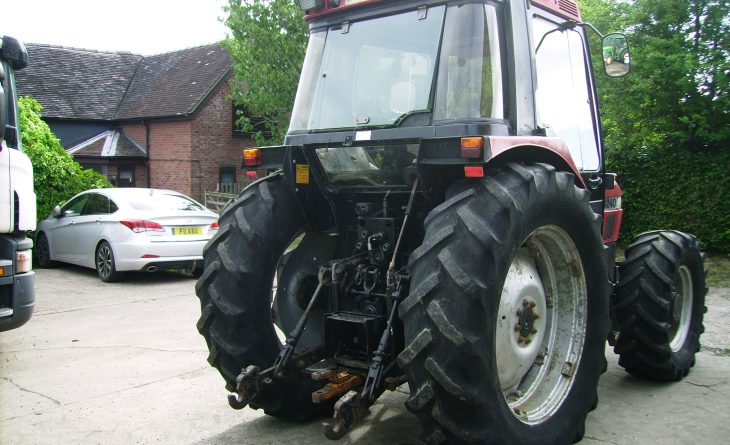 CASE 4240 XL P407 CCJ 5