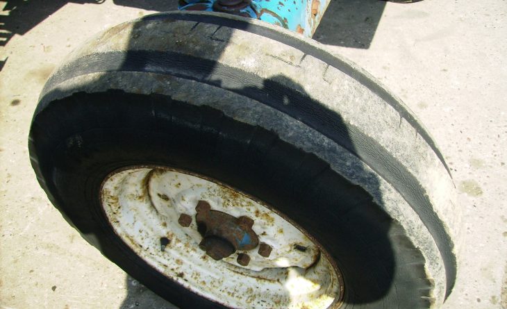 FORD 5030 2 WD S SHUT L78 SCA 17