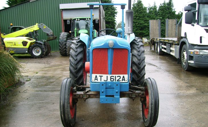 FORDSON MAJOR ATJ612 A 3