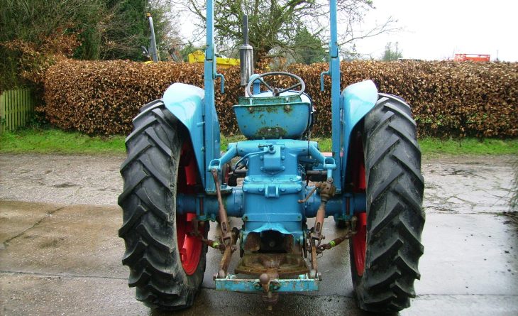 FORDSON MAJOR ATJ612 A 4