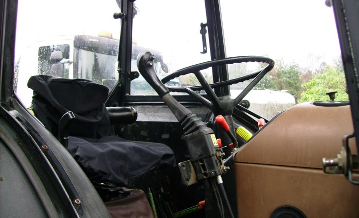 JD 2250 4 WD Q920 H925 PUX 16
