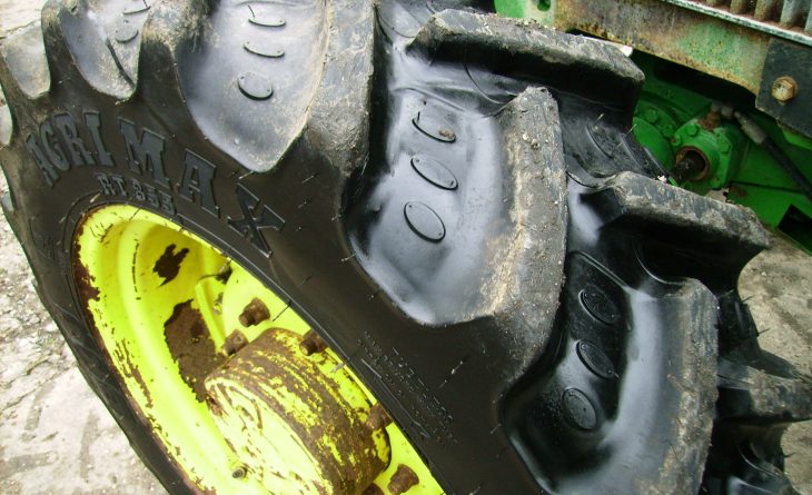 JD 2250 4 WD Q920 H925 PUX 21
