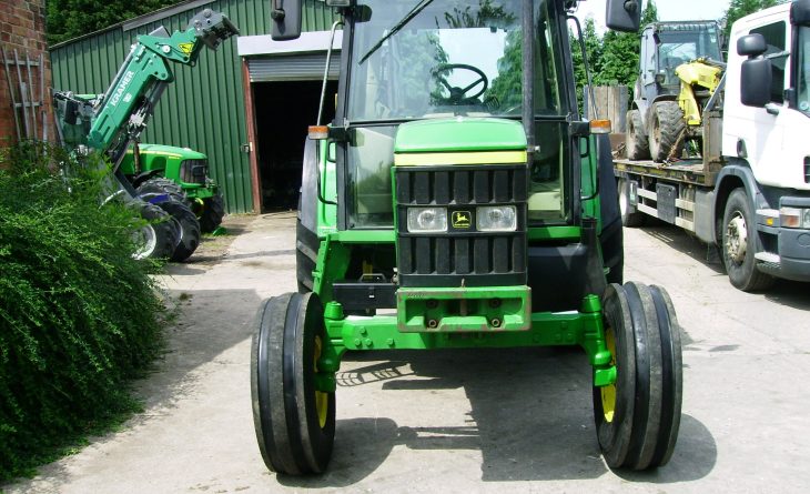 JD 6110 SE 2 WD CV52 ODE 3