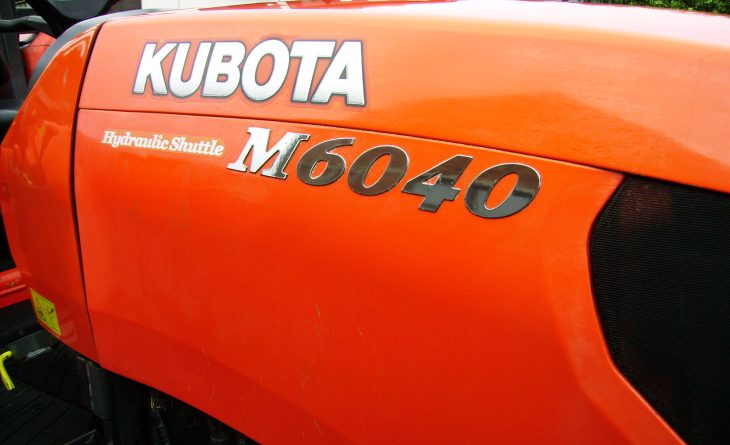 KUBOTA M6040 ROPS OU58 EYT 9