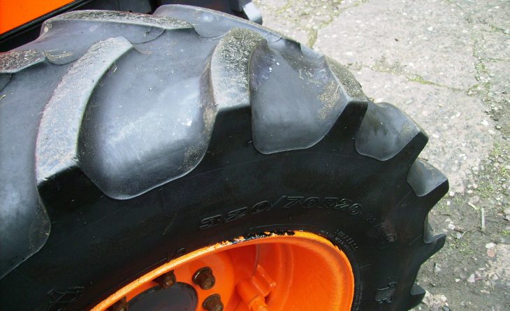 KUBOTA M6040 ROPS OU58 EYT 13