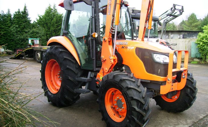 KUBOTA M7040 LA1153 CU13 BWE 2