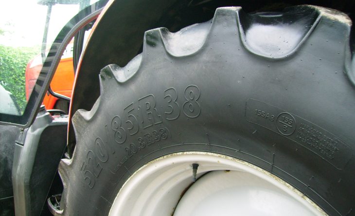 MF 6480 DYNASHIFT SJ05 HLD 20