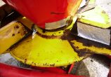 KUHN 330 FERT SPINNER 6