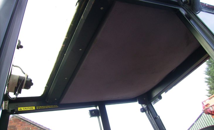 CASE 4230 2 WD LP M479 SRF 14