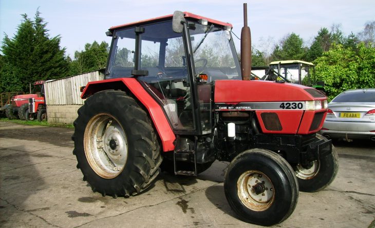 CASE 4230 2 WD LP M479 SRF 2