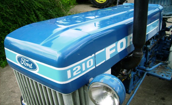 FORD 1210 4 WD CE00216 4