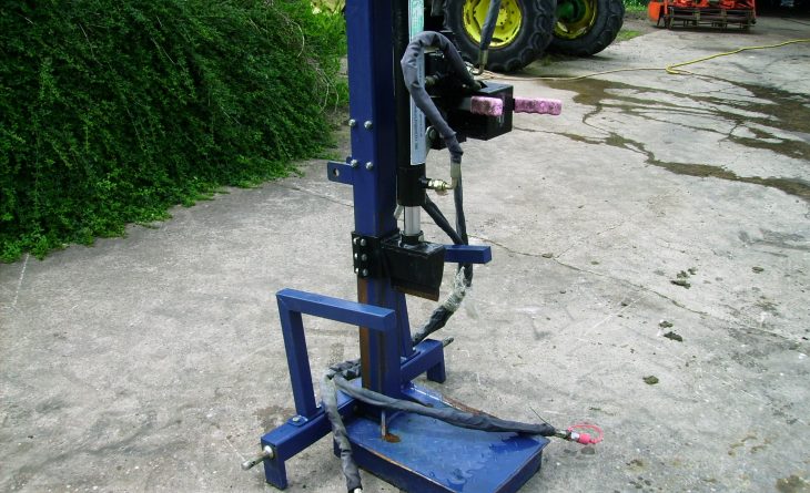GWAZA LOG SPLITTER 1