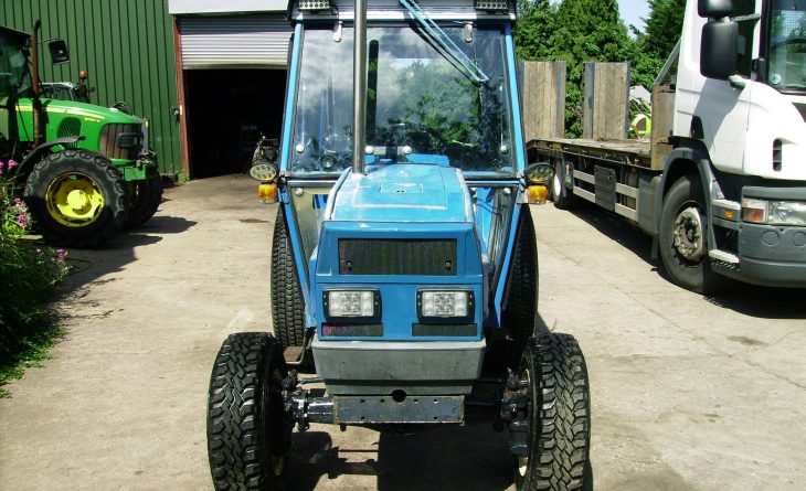 ISEKI 530 4 WD SHUTTLE 3