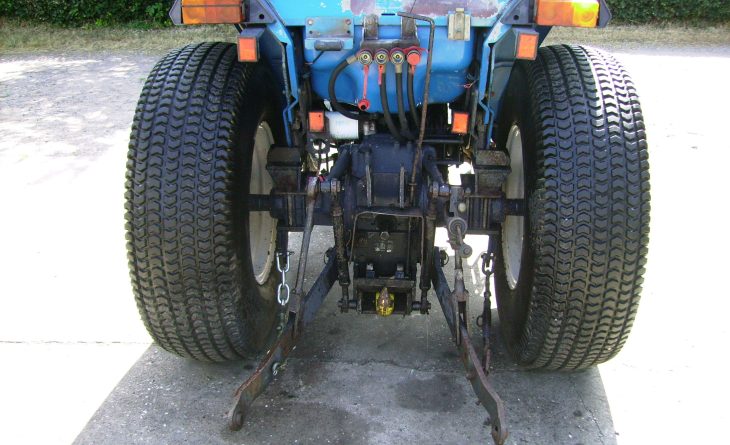 ISEKI 530 4 WD SHUTTLE 5