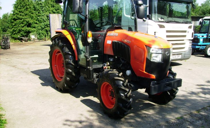 KUBOTA L2602 HST VX68 CHG 2