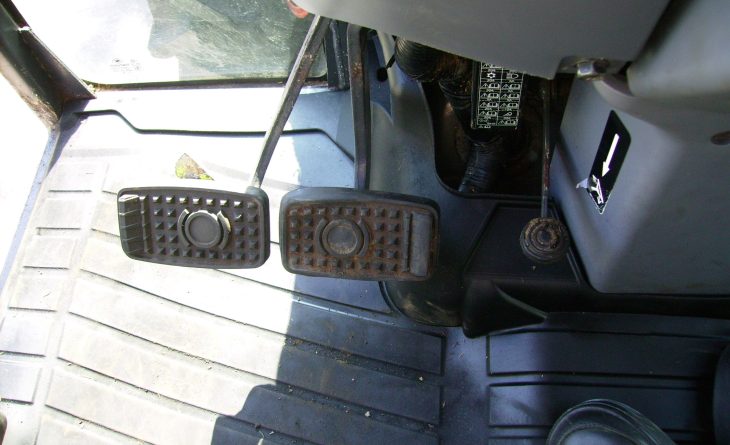 KUBOTA L2602 HST VX68 CHG 15