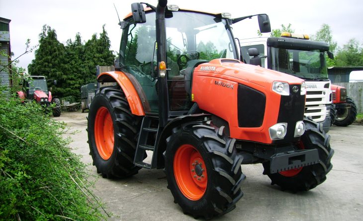 KUBOTA M110 GX 4 WD DX14 HTZ 1