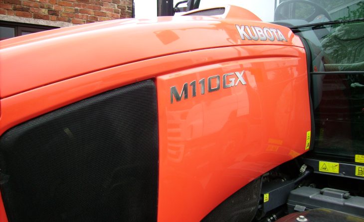 KUBOTA M110 GX 4 WD DX14 HTZ 4