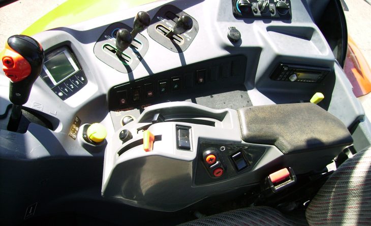 KUBOTA M110 GX 4 WD DX14 HTZ 8
