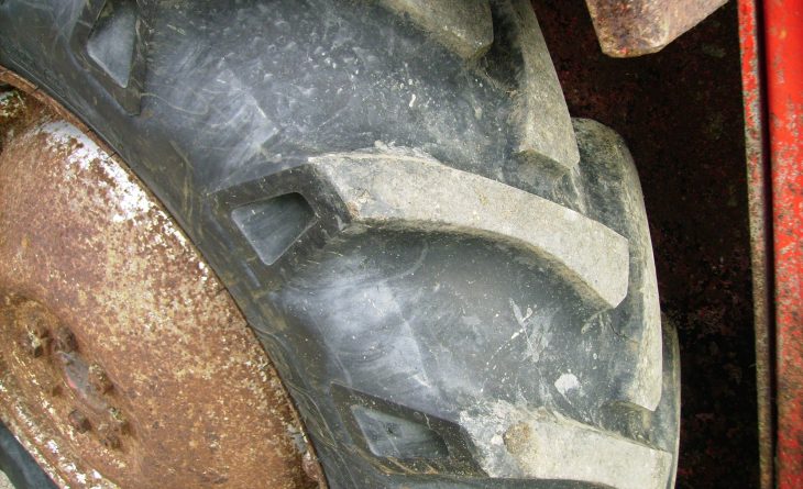 MF 230 2 WD DUNCAN B345 WBX 14