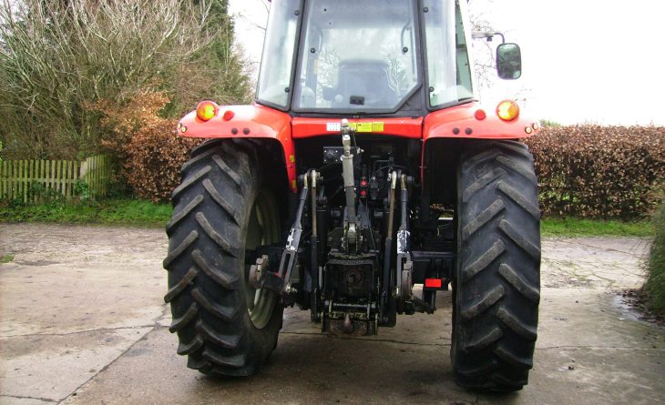 MF 6475 DYNA 6 T3 VX07 OZM 4