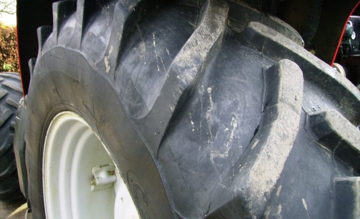MF 6475 DYNA 6 T3 VX07 OZM 19