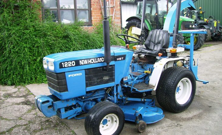 NH 1220 4 WD HST MOWER 5