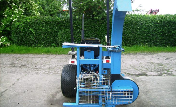 NH 1220 4 WD HST MOWER 6