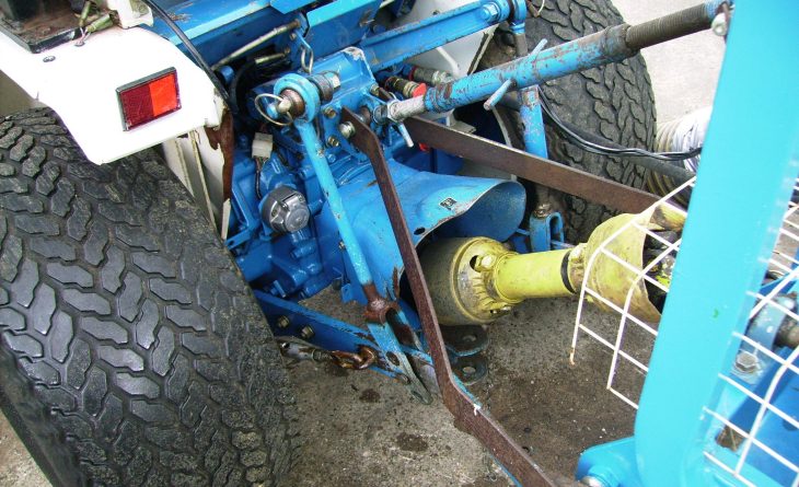 NH 1220 4 WD HST MOWER 7