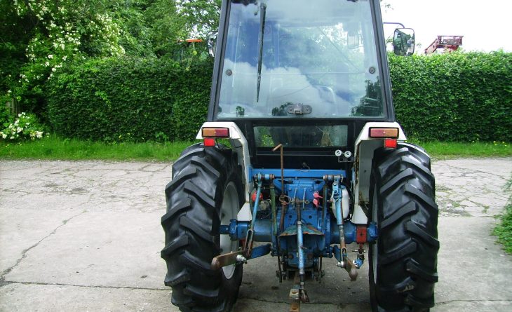 NH 1920 4 WD P579 KSP 4